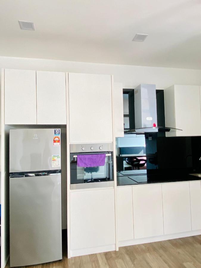 Landmark Residence 2, Studio For 2 Pax, High Floor, Nice View, Free Parking, Budget Stay Kajang Kültér fotó